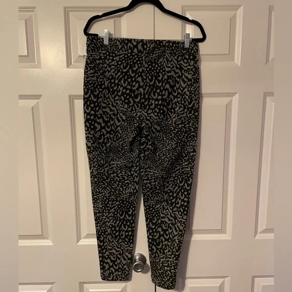 NWT Forever Comfort from NYDJ sweat pants - Picture 6 of 16